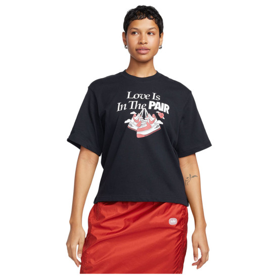 Nike Γυναικεία κοντομάνικη μπλούζα Sportswear Tee OC 1 Boxy Valentine's Day